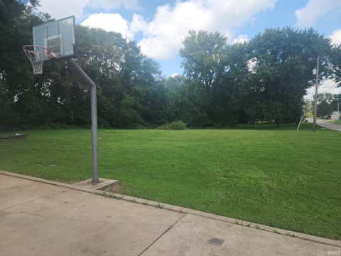 Tiny photo for 119 Western Avenue, Logansport, IN 46947 (MLS # 202635242)