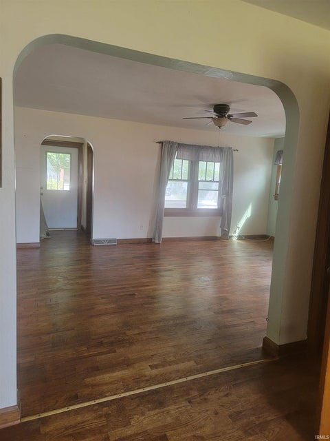 Tiny photo for 315 N Market Street, Winamac, IN 46996 (MLS # 202632432)