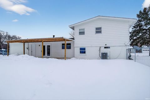 Tiny photo for 5906 Mendota Drive, Kokomo, IN 46901 (MLS # 202603709)