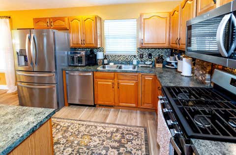Tiny photo for 12912 Cold Water Drive, Evansville, IN 47725 (MLS # 202632164)