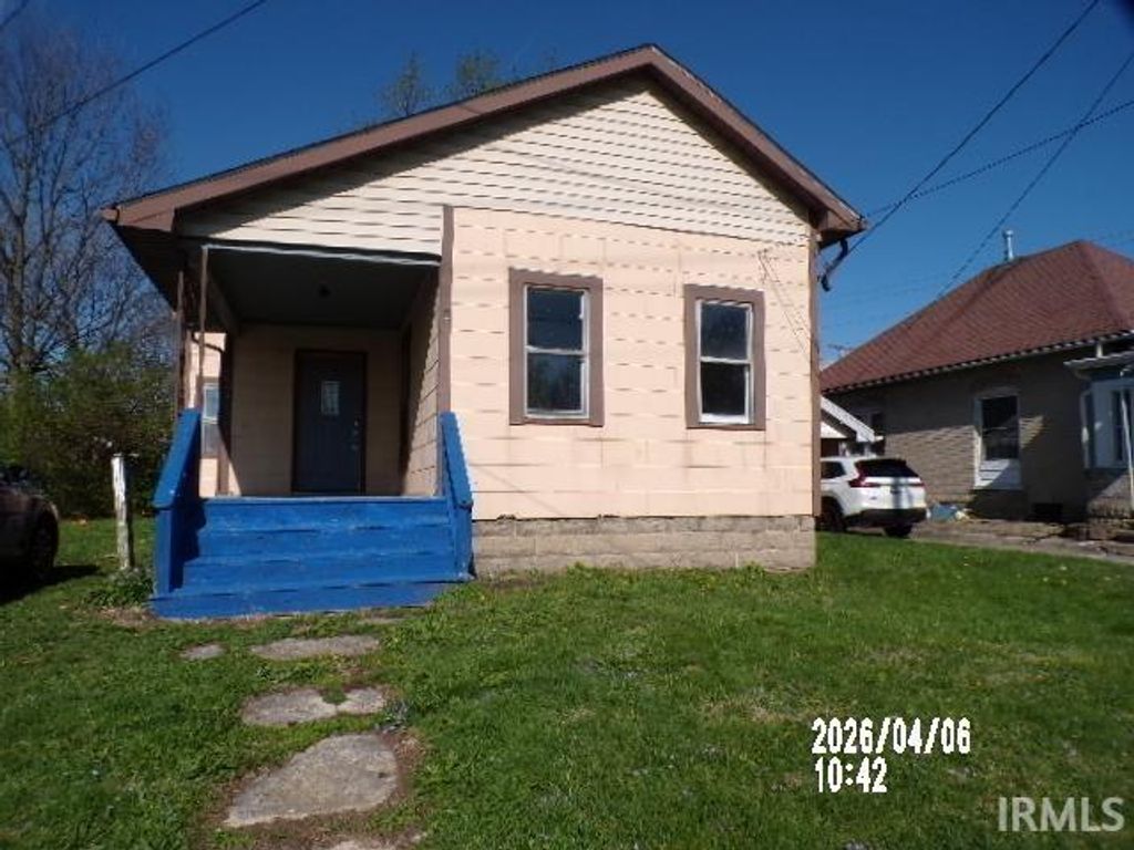 Photo of 1601 N Elm Street, Muncie, IN 47303 (MLS # 202612089)