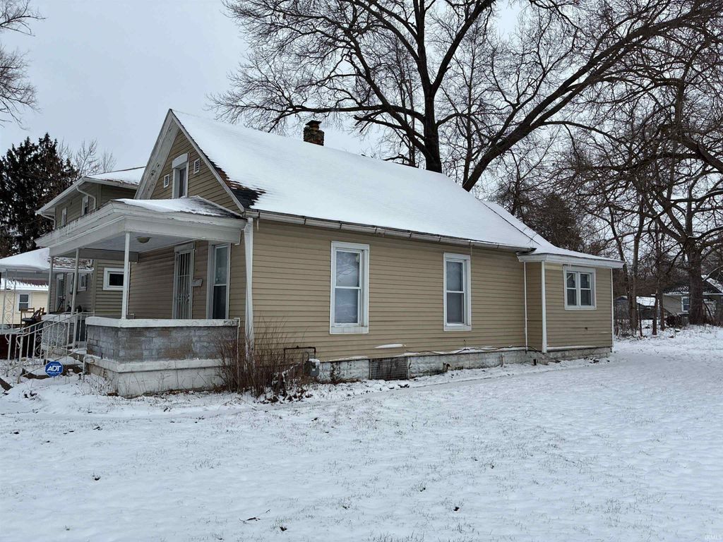 Photo of 1046 N Elmer Street, South Bend, IN 46628 (MLS # 202608920)