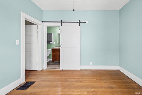 Tiny photo for 2009 Thompson Street, Lafayette, IN 47904 (MLS # 202542856)