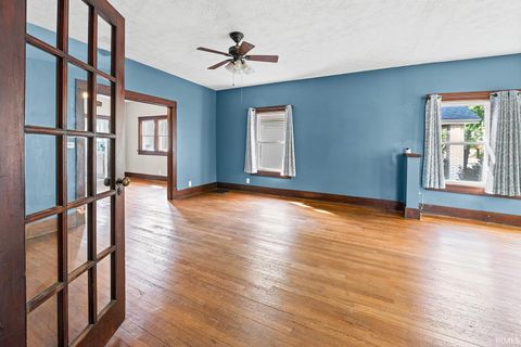 Tiny photo for 2009 Thompson Street, Lafayette, IN 47904 (MLS # 202542856)
