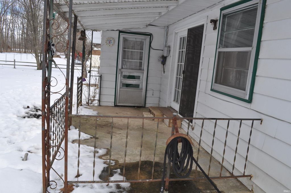 Photo of 3722 Old Romney Road, Lafayette, IN 47909 (MLS # 202604286)