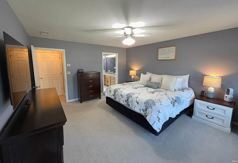 Tiny photo for 847 W Graham Lane, Washington, IN 47501 (MLS # 202637951)