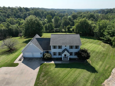 Tiny photo for 847 W Graham Lane, Washington, IN 47501 (MLS # 202637951)