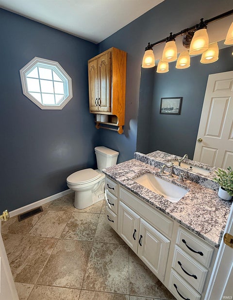 Tiny photo for 847 W Graham Lane, Washington, IN 47501 (MLS # 202637951)