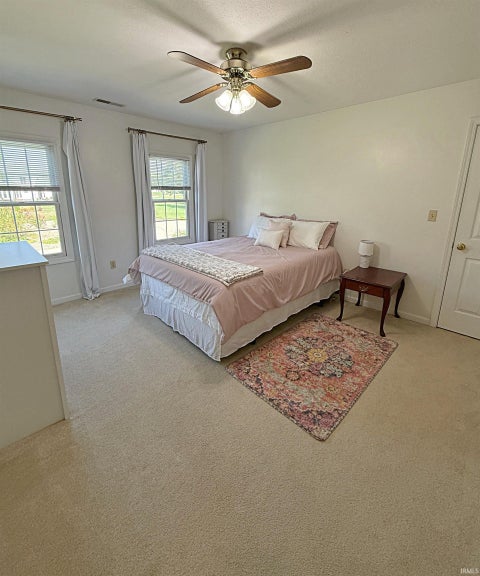 Tiny photo for 847 W Graham Lane, Washington, IN 47501 (MLS # 202637951)