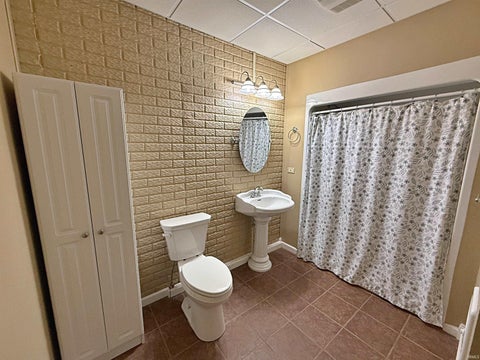Tiny photo for 847 W Graham Lane, Washington, IN 47501 (MLS # 202637951)
