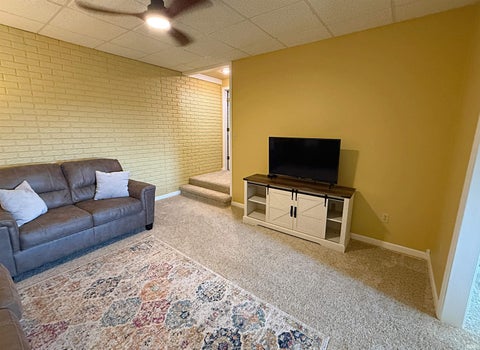 Tiny photo for 847 W Graham Lane, Washington, IN 47501 (MLS # 202637951)
