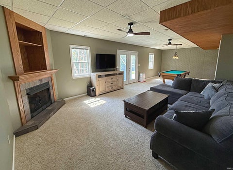 Tiny photo for 847 W Graham Lane, Washington, IN 47501 (MLS # 202637951)
