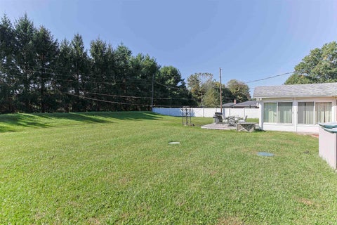 Tiny photo for 19080 Sundale Drive, South Bend, IN 46614 (MLS # 202641900)