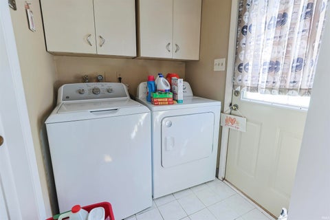 Tiny photo for 19080 Sundale Drive, South Bend, IN 46614 (MLS # 202641900)
