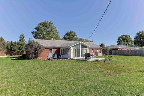 Tiny photo for 19080 Sundale Drive, South Bend, IN 46614 (MLS # 202641900)