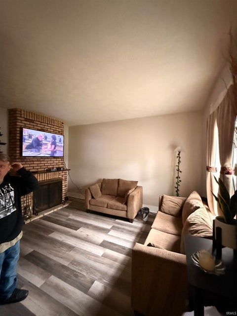 Tiny photo for 422 W Sycamore Street, Kokomo, IN 46901 (MLS # 202632553)