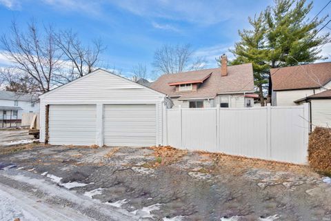 Tiny photo for 419 W Jefferson Street, Kokomo, IN 46901 (MLS # 202549205)