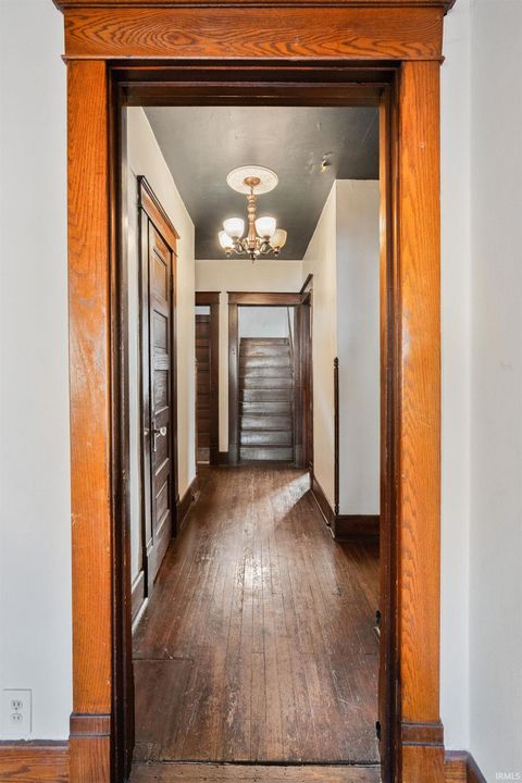 Tiny photo for 419 W Jefferson Street, Kokomo, IN 46901 (MLS # 202549205)