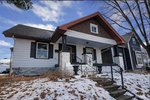 Photo of 419 W Jefferson Street, Kokomo, IN 46901 (MLS # 202549205)