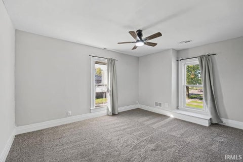 Tiny photo for 621 S Briant Street, Huntington, IN 46750 (MLS # 202643644)