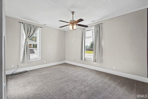 Tiny photo for 621 S Briant Street, Huntington, IN 46750 (MLS # 202643644)