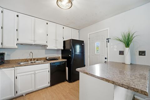 Tiny photo for 2304 Ottawa Drive, Lafayette, IN 47909 (MLS # 202613633)