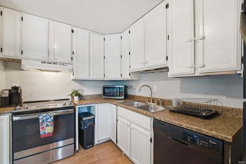 Tiny photo for 2304 Ottawa Drive, Lafayette, IN 47909 (MLS # 202613633)