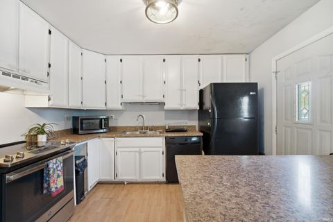 Tiny photo for 2304 Ottawa Drive, Lafayette, IN 47909 (MLS # 202613633)