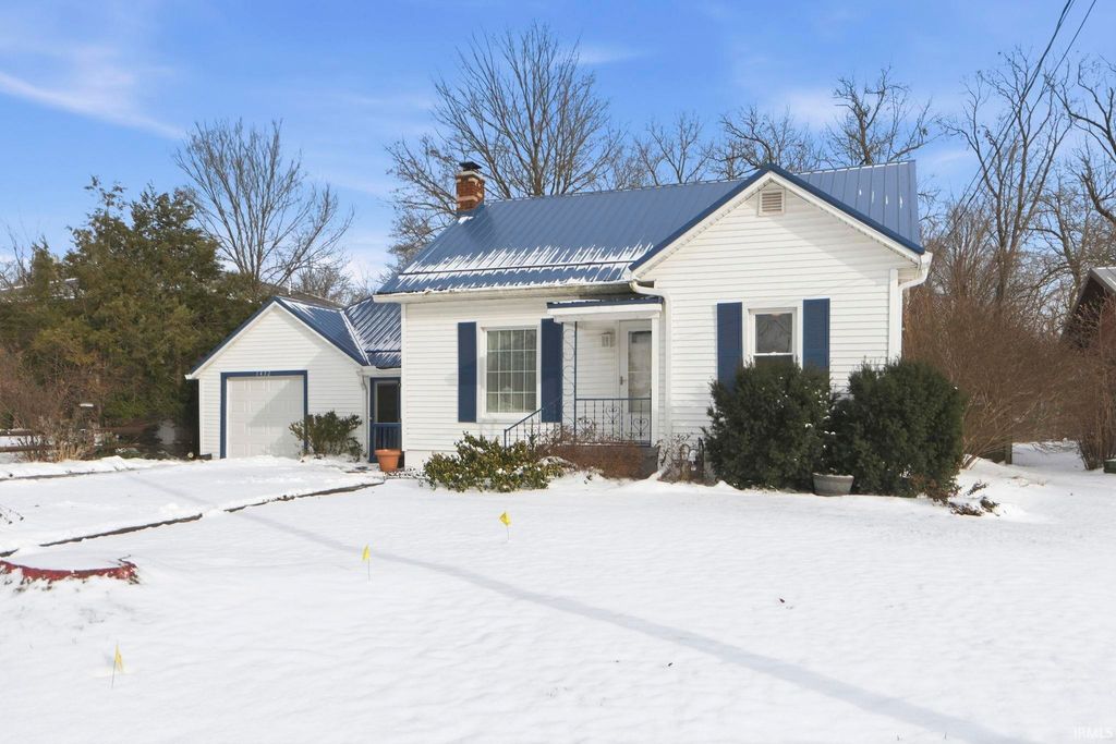Photo of 1432 Olive Avenue, Elkhart, IN 46514 (MLS # 202549944)
