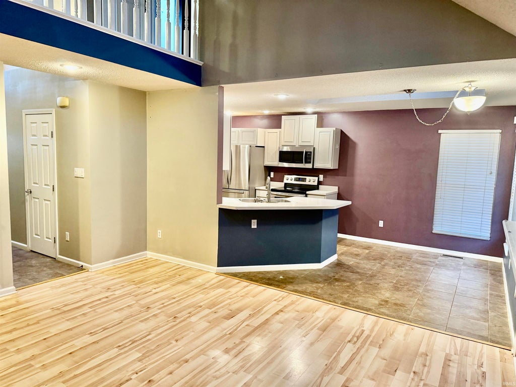 Photo of 3252 S Southern Oaks Drive, Bloomington, IN 47401 (MLS # 202641207)