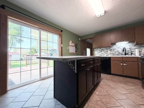 Tiny photo for 213 S William Street, North Liberty, IN 46554 (MLS # 202616183)