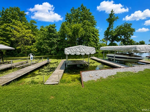 Tiny photo for 3097 E Stahl Road, Monon, IN 47959 (MLS # 202629898)