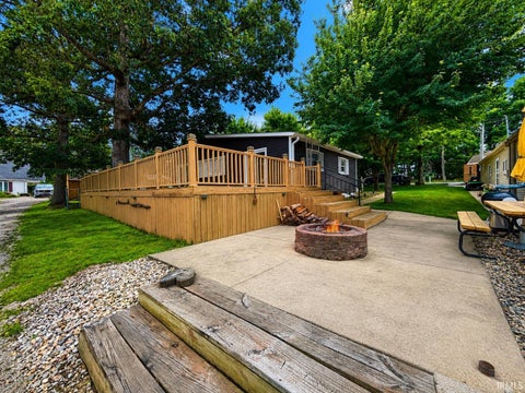Tiny photo for 3097 E Stahl Road, Monon, IN 47959 (MLS # 202629898)