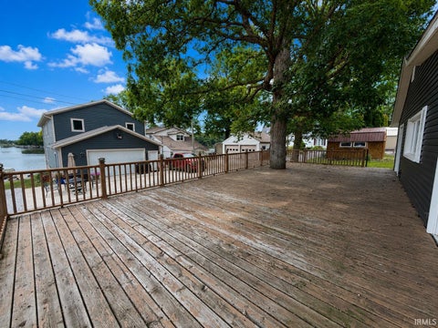 Tiny photo for 3097 E Stahl Road, Monon, IN 47959 (MLS # 202629898)