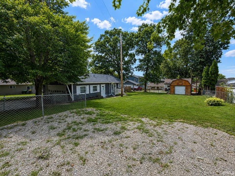 Tiny photo for 3097 E Stahl Road, Monon, IN 47959 (MLS # 202629898)
