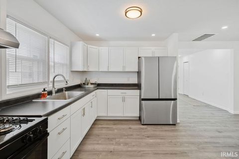 Tiny photo for 1418 W NORTH Street, Kokomo, IN 46901 (MLS # 202602226)