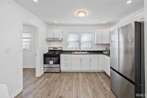 Tiny photo for 1418 W NORTH Street, Kokomo, IN 46901 (MLS # 202602226)