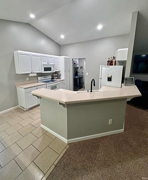 Tiny photo for 700 SW 3rd Street, Washington, IN 47501 (MLS # 202643776)