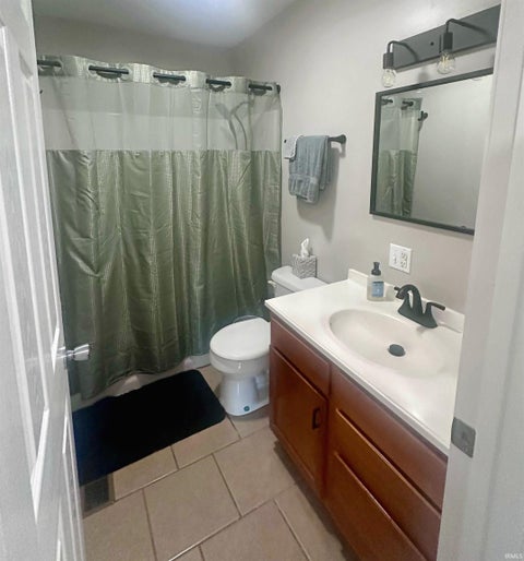 Tiny photo for 700 SW 3rd Street, Washington, IN 47501 (MLS # 202643776)