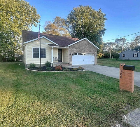 Tiny photo for 700 SW 3rd Street, Washington, IN 47501 (MLS # 202643776)