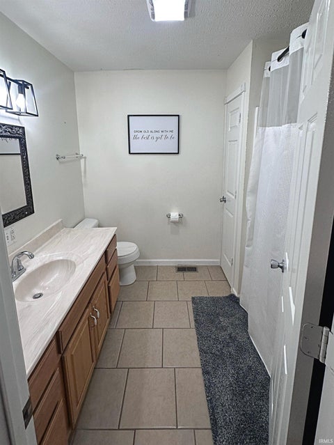 Tiny photo for 700 SW 3rd Street, Washington, IN 47501 (MLS # 202643776)