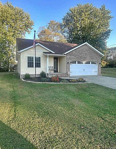 Tiny photo for 700 SW 3rd Street, Washington, IN 47501 (MLS # 202643776)