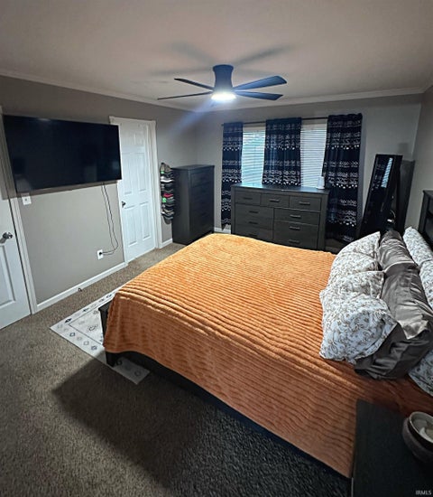 Tiny photo for 700 SW 3rd Street, Washington, IN 47501 (MLS # 202643776)