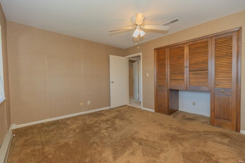 Tiny photo for 600 S Cullen #901 Avenue, Evansville, IN 47715 (MLS # 202644936)