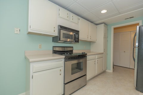Tiny photo for 600 S Cullen #901 Avenue, Evansville, IN 47715 (MLS # 202644936)