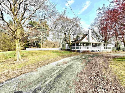 Tiny photo for 1584 S State Road 119, Winamac, IN 46996 (MLS # 202513094)