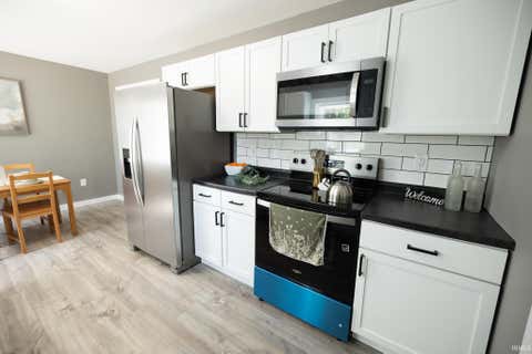 Tiny photo for 8694 S Vine Street, Straughn, IN 47387 (MLS # 202625282)