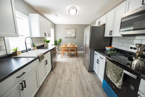 Tiny photo for 8694 S Vine Street, Straughn, IN 47387 (MLS # 202625282)