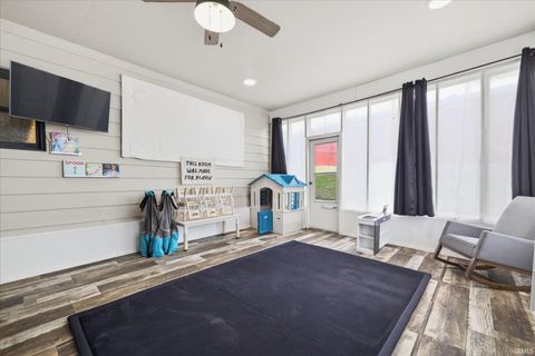 Tiny photo for 4130 W Stoutes Creek Road, Bloomington, IN 47404 (MLS # 202609007)
