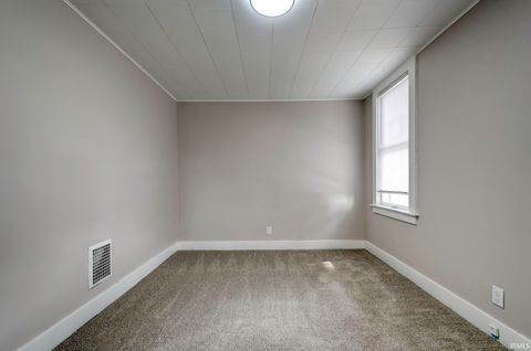 Tiny photo for 601 Charlotte Avenue, Fort Wayne, IN 46805 (MLS # 202604860)